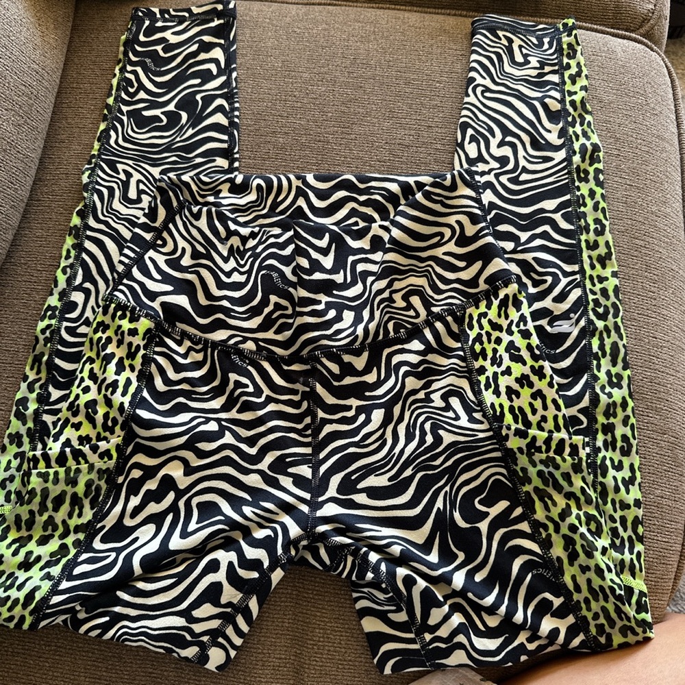 women’s XS, fabletics leggings